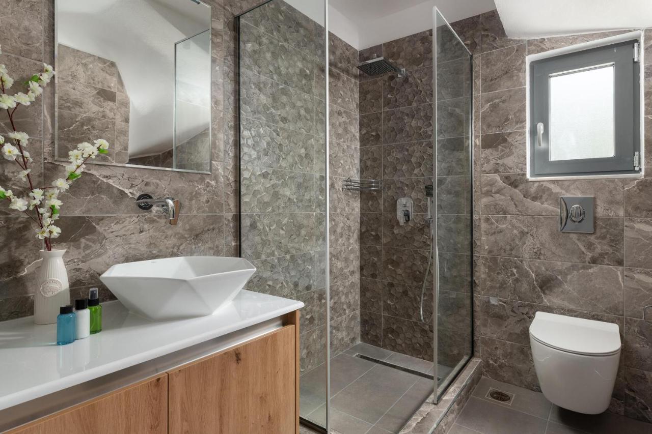Aiora Luxury Villas アファンドウ エクステリア 写真