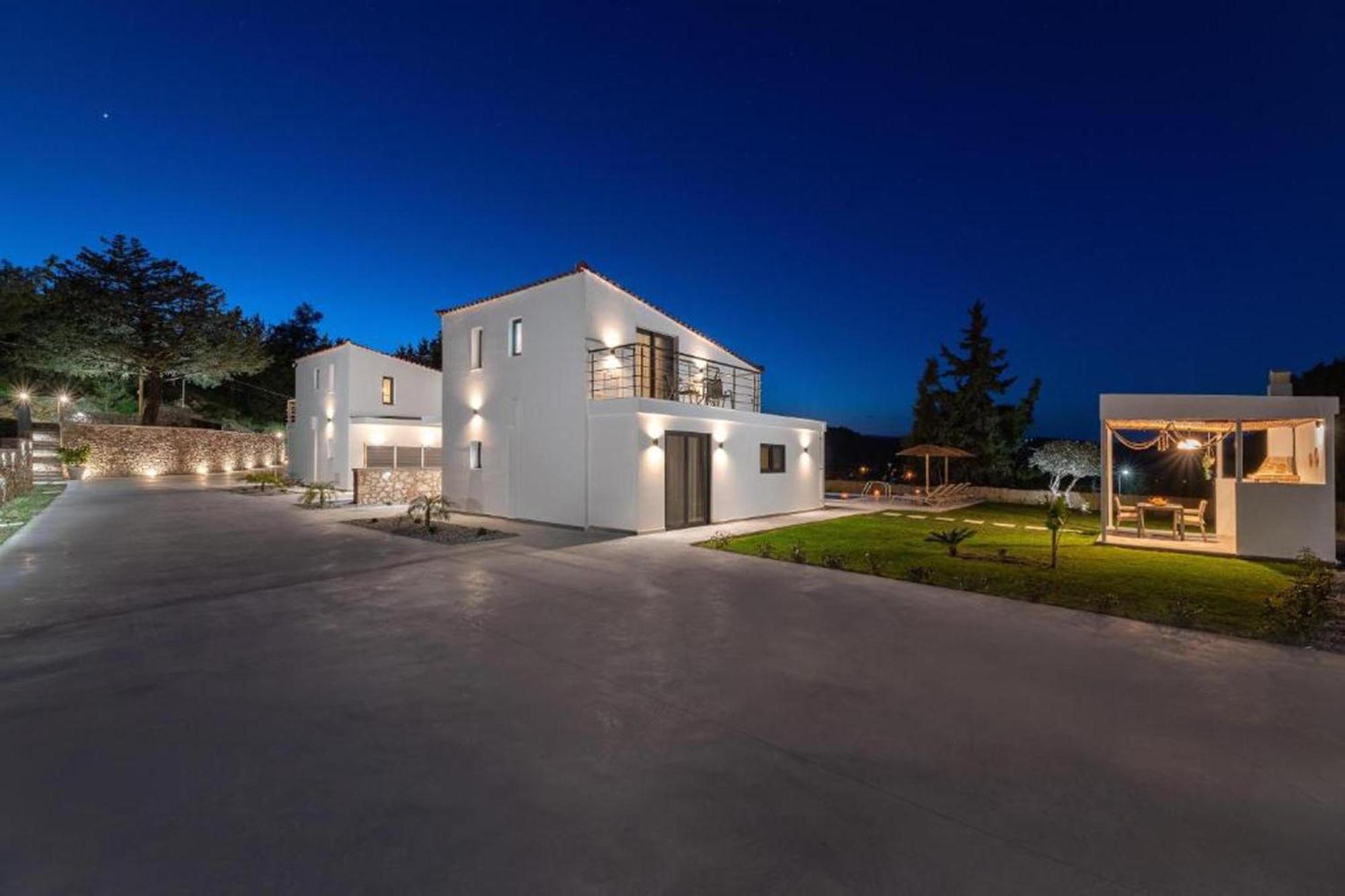 Aiora Luxury Villas アファンドウ エクステリア 写真