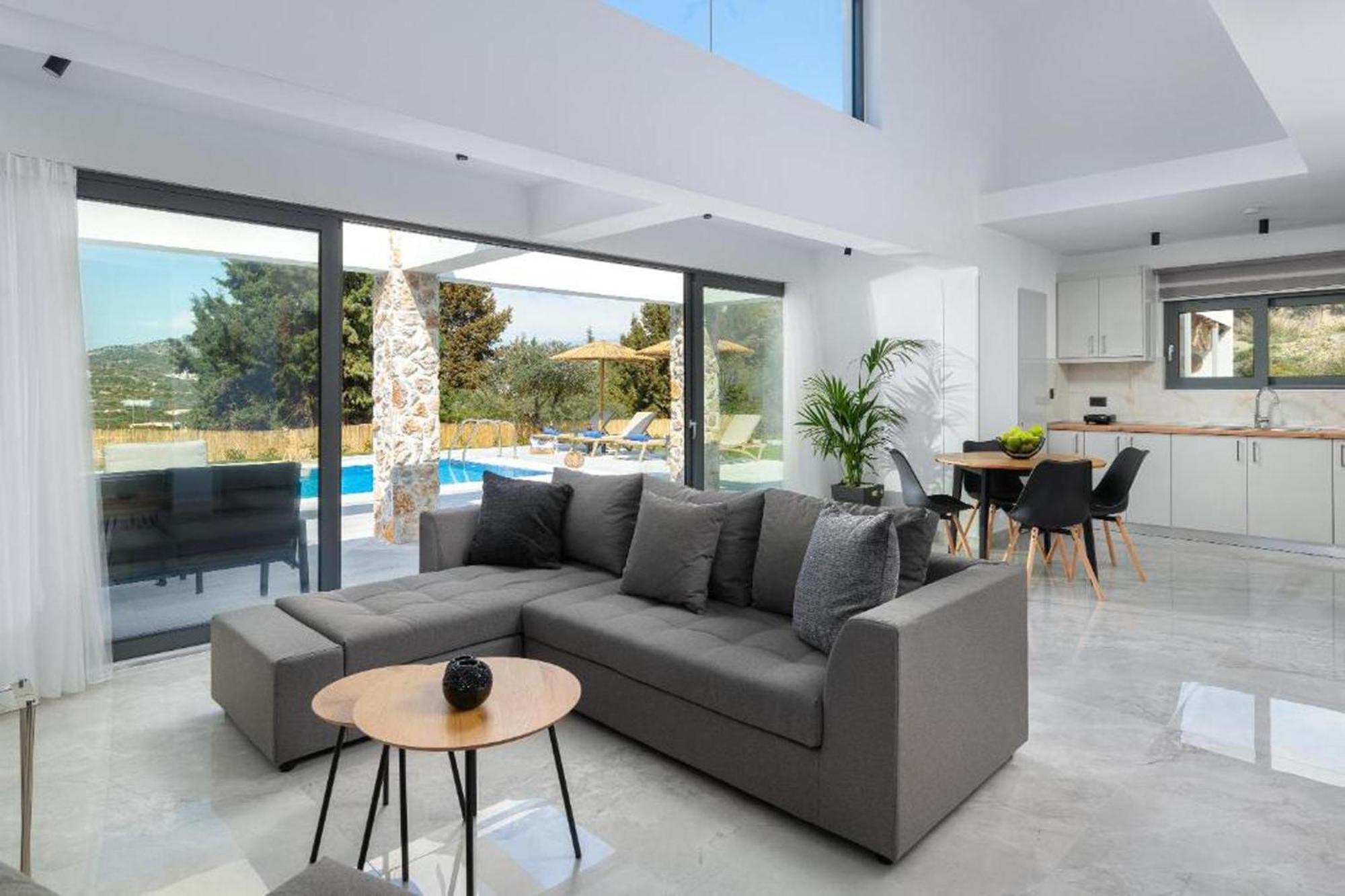 Aiora Luxury Villas アファンドウ エクステリア 写真